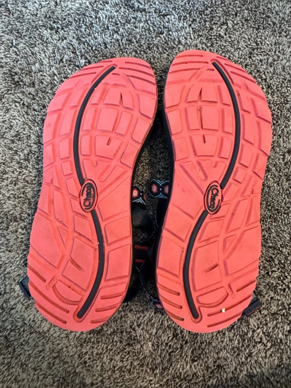 Chaco Sandals women’s size 9 navy blue and pink